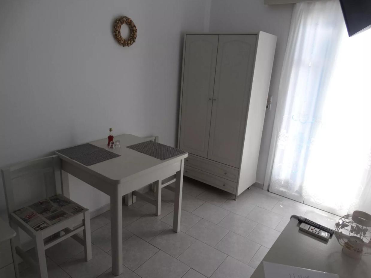 Aparthotel Castelopetra à Katápola Extérieur photo